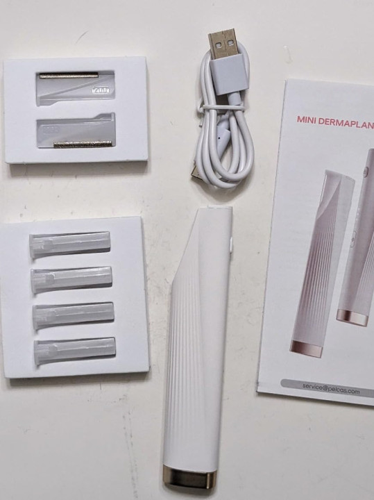5MINSKIN ELECTRIC DERMAPLANING TOOL - 50% OFF CYBER MONDAY SALE + 3 FREE GIFTS (WORTH $112)