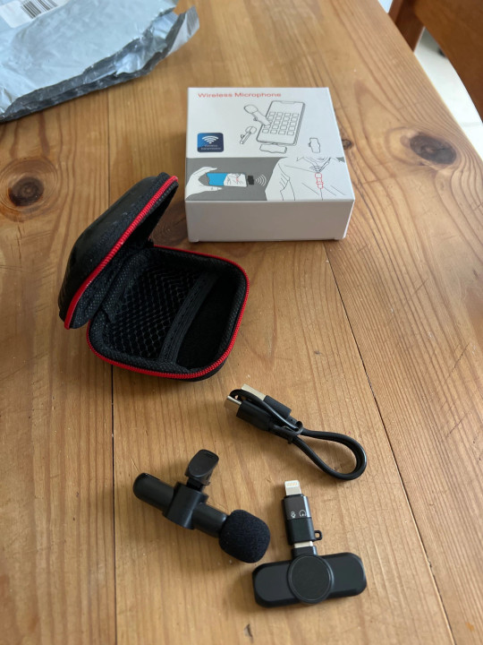 Potencialize Seus Vídeos Virais e Podcasts Cortantes com o Microfone de Lapela: As Necessidades Cruciais Reveladas