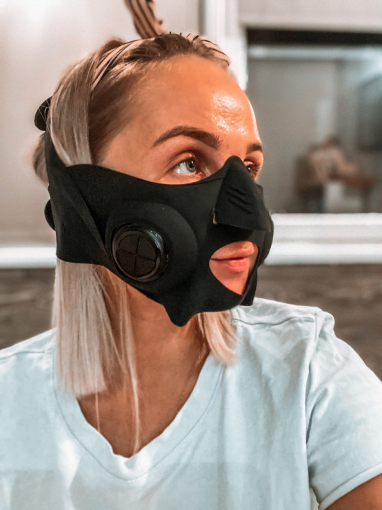 VILIFTI High-Performance EMS Mask