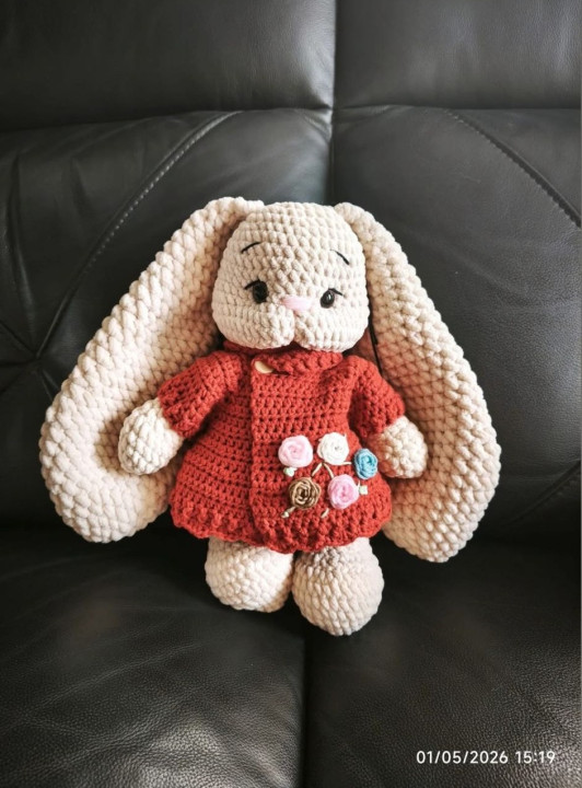 Review by Fransisca Sajuti