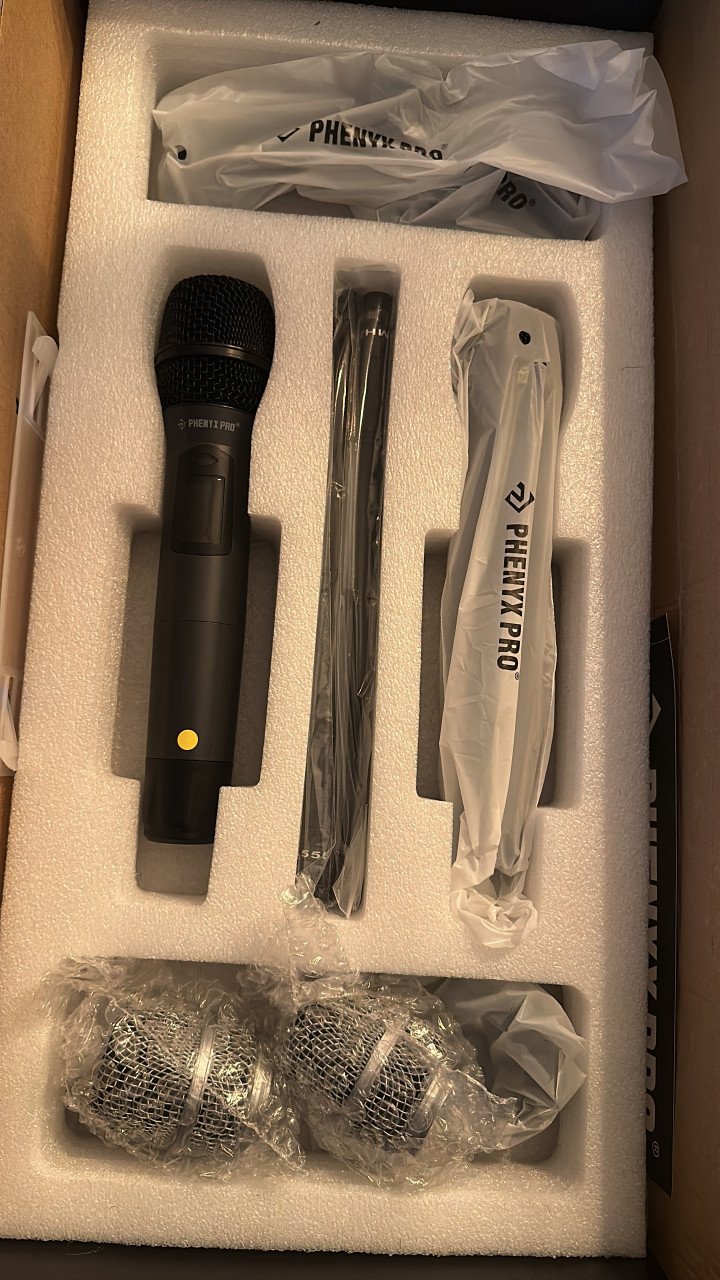 PTU-2U-2H | True Diversity Dual Wireless Microphone System