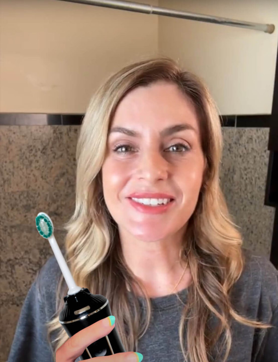 PUURSMILE WATER FLOSSER - 50% OFF VALENTINE'S DAY SALE + 3 FREE GIFTS (WORTH $120)